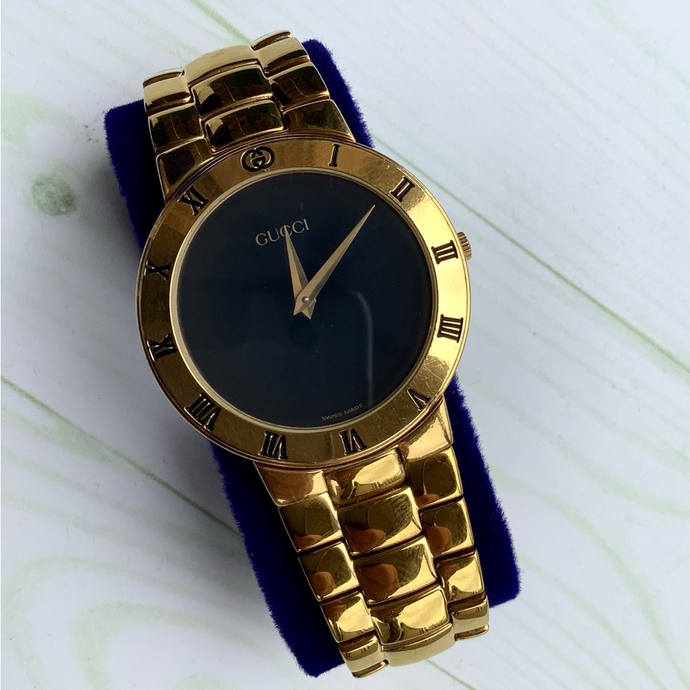 Authentic GUCCI dress watch🌟UNISEX🌟 - Picture 3 of 15